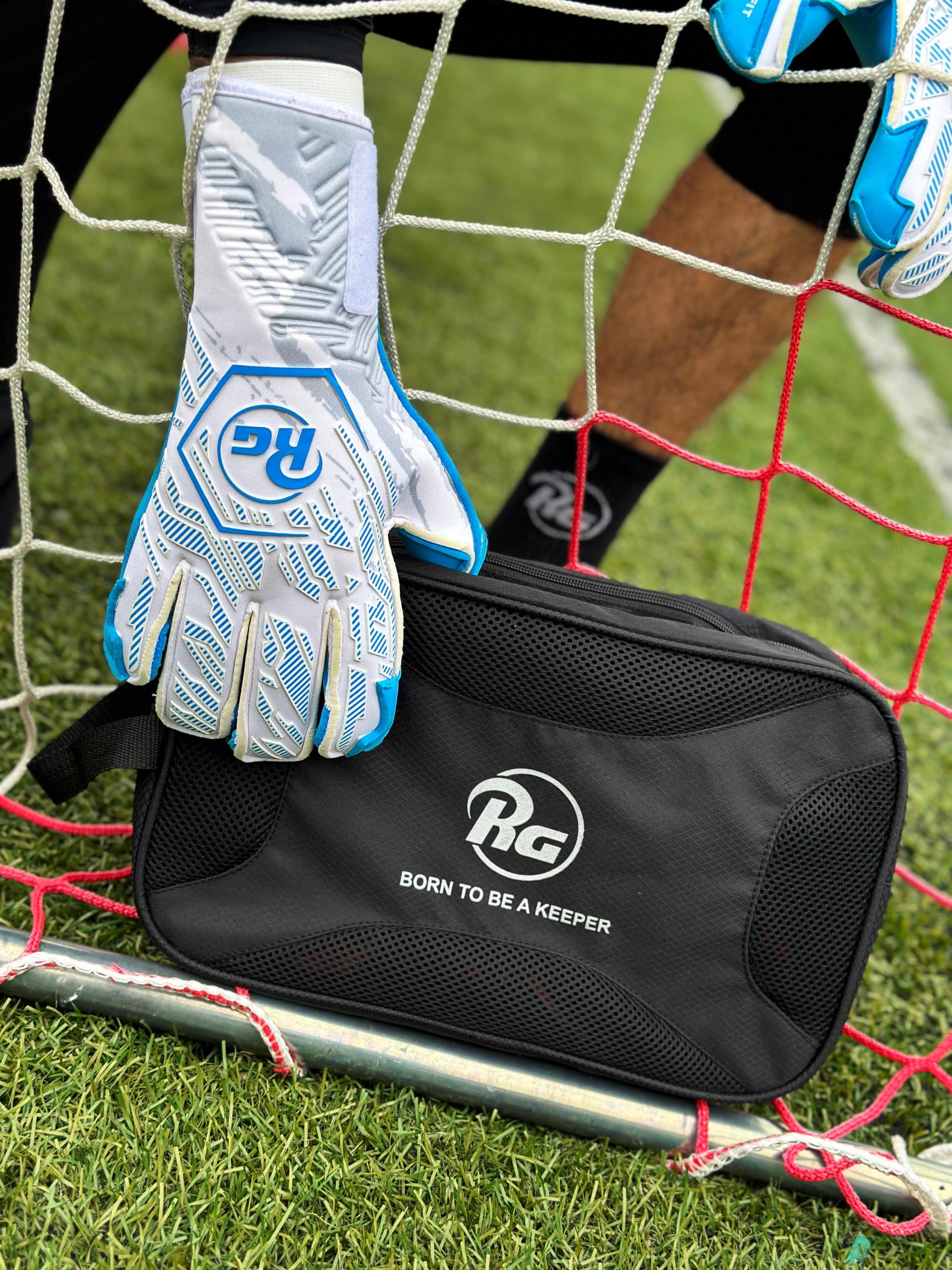 5B53E94F-21E2-4AE6-8948-E572F296C4E3-min